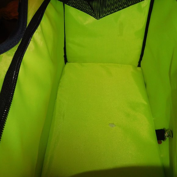 Pet Carrier - Picture 3 of 3